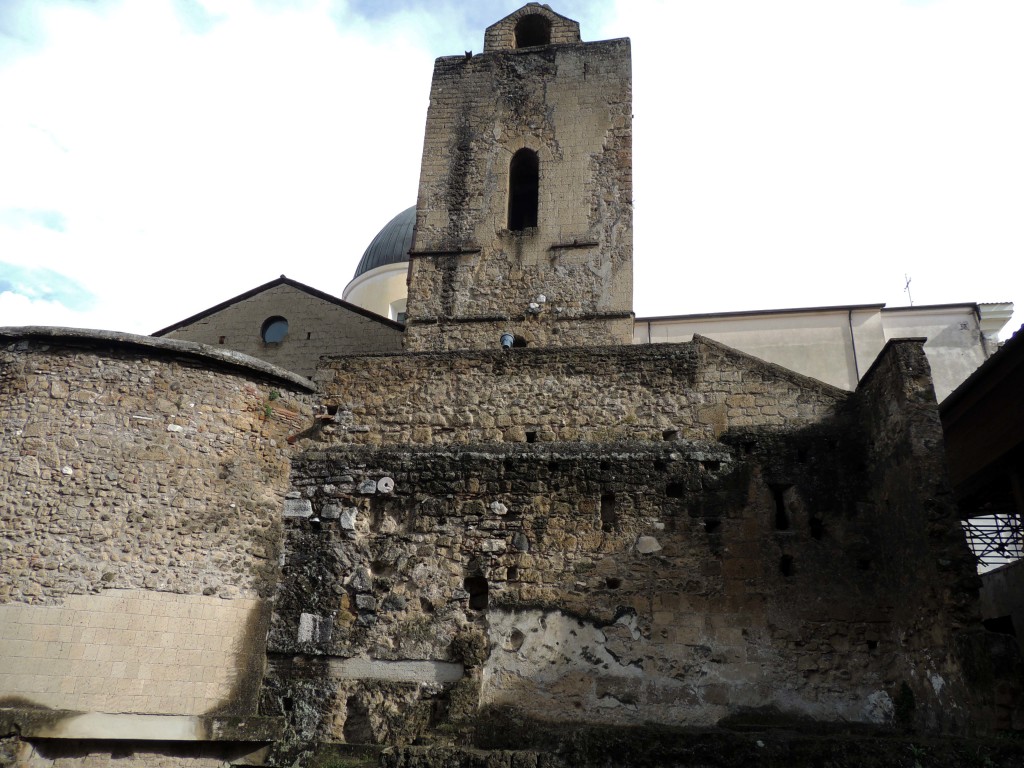 36.San Felice esterno